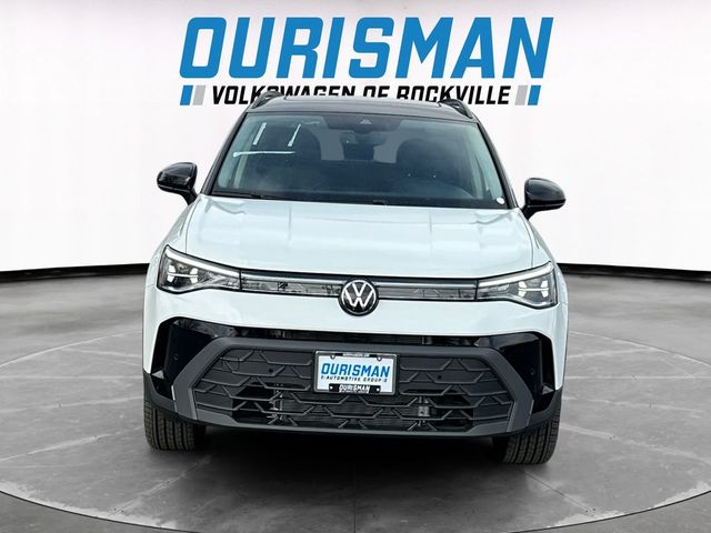 2026 Volkswagen Taos SE Black