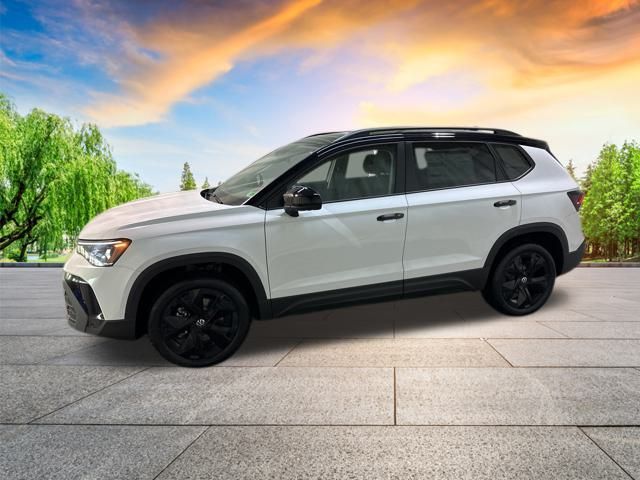 2026 Volkswagen Taos SE Black