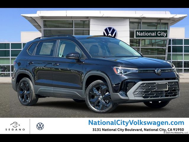 2026 Volkswagen Taos SE Black