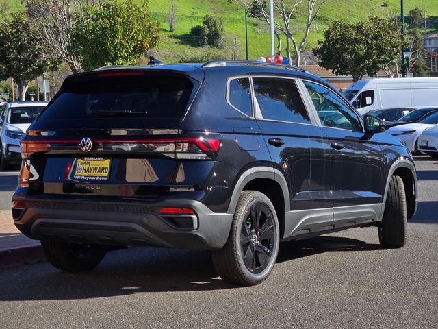 2026 Volkswagen Taos SE Black