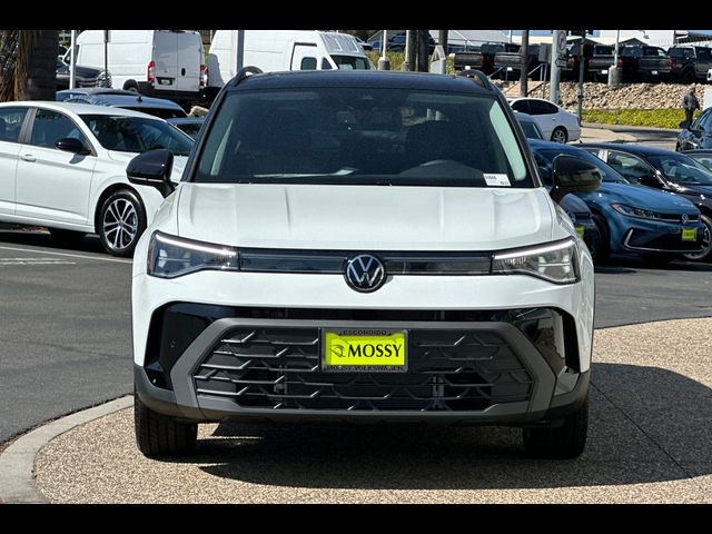 2026 Volkswagen Taos SE Black