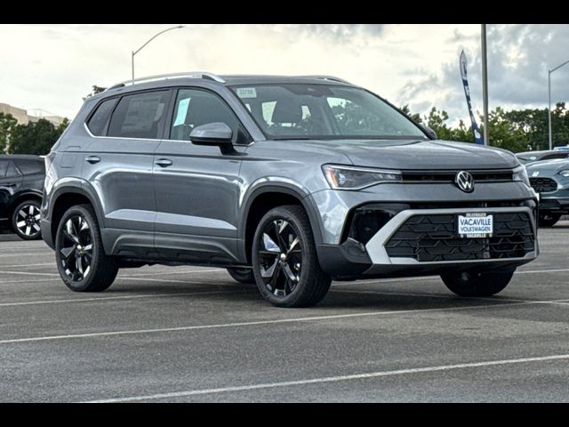 2026 Volkswagen Taos SE