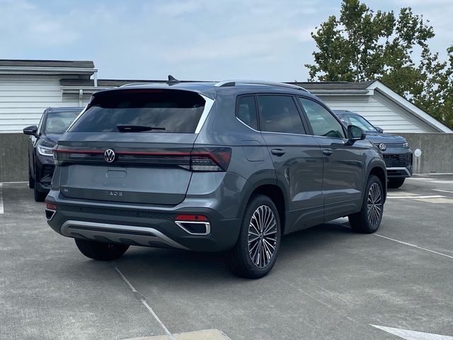2026 Volkswagen Taos SE