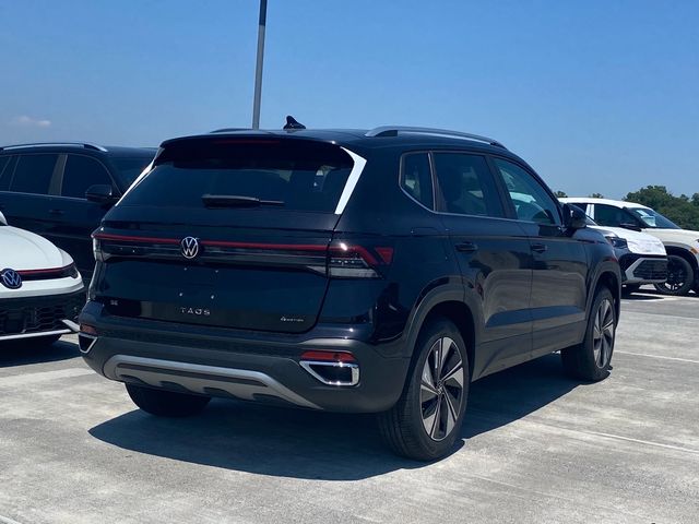 2026 Volkswagen Taos SE