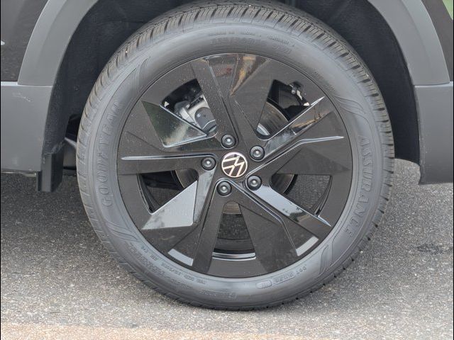 2026 Volkswagen Taos SE