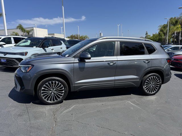 2026 Volkswagen Taos SE