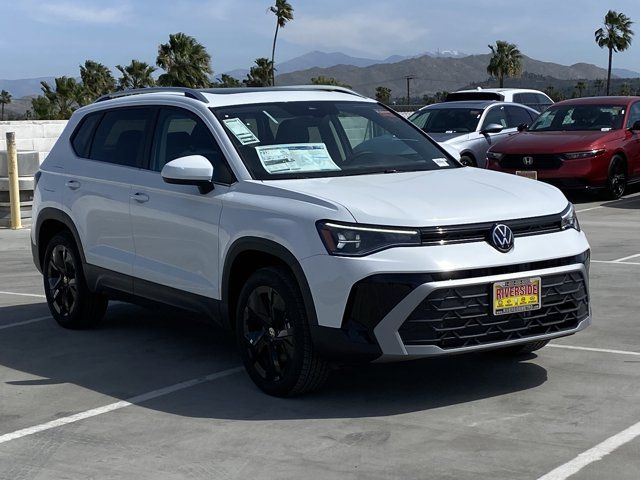 2026 Volkswagen Taos SE