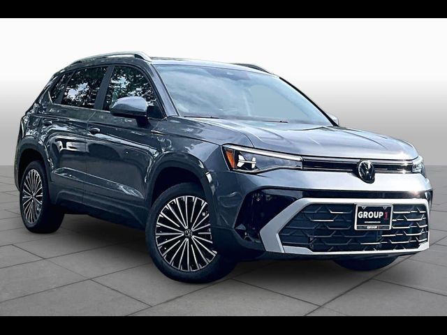 2026 Volkswagen Taos SE