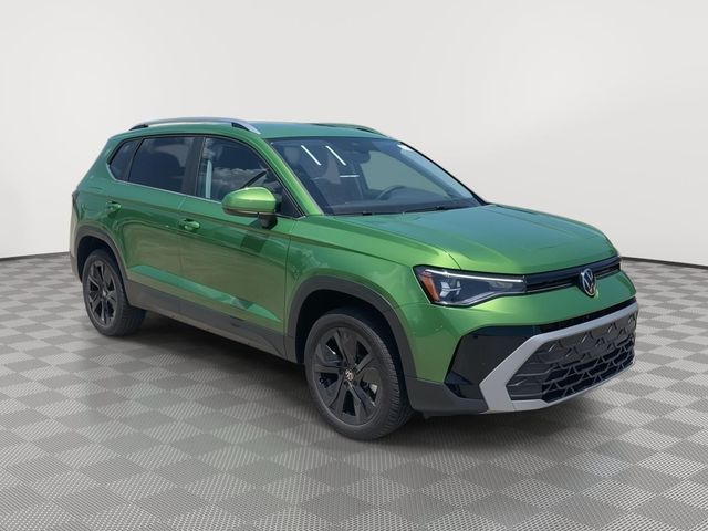 2026 Volkswagen Taos SE