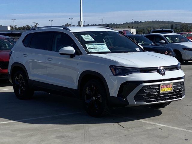 2026 Volkswagen Taos SE