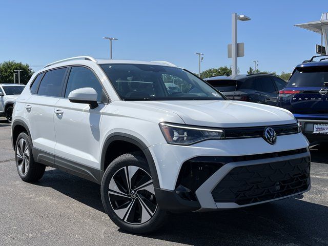 2026 Volkswagen Taos SE