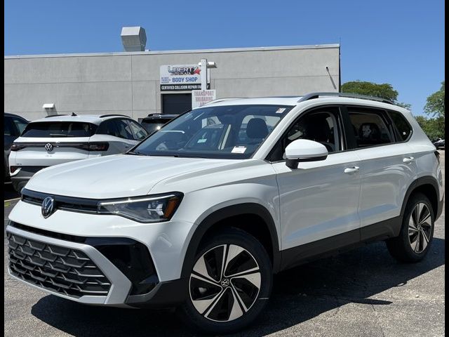 2026 Volkswagen Taos SE