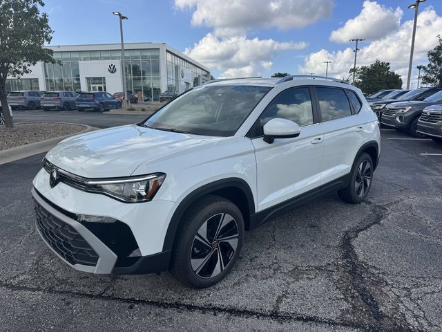 2026 Volkswagen Taos SE