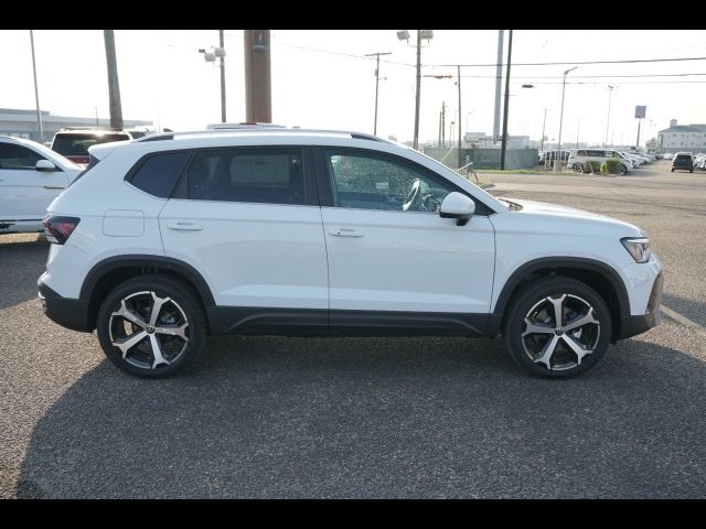 2026 Volkswagen Taos SEL