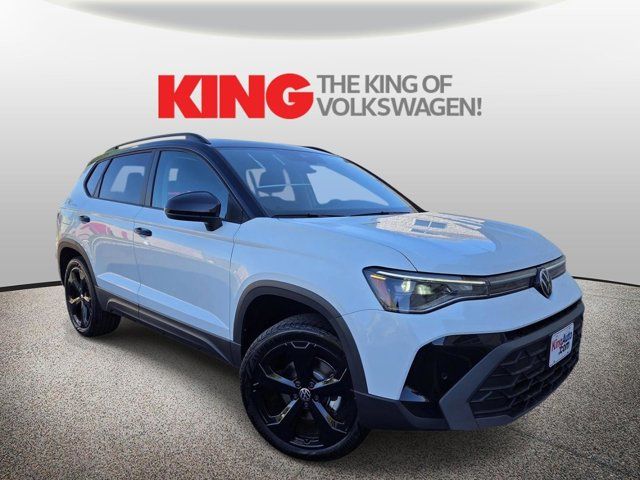 2026 Volkswagen Taos SE Black