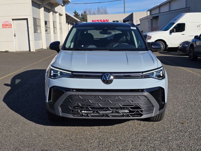 2026 Volkswagen Taos SE Black
