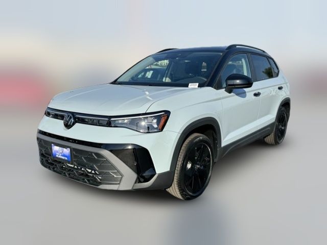 2026 Volkswagen Taos SE Black
