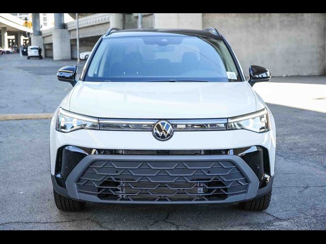 2026 Volkswagen Taos SE Black