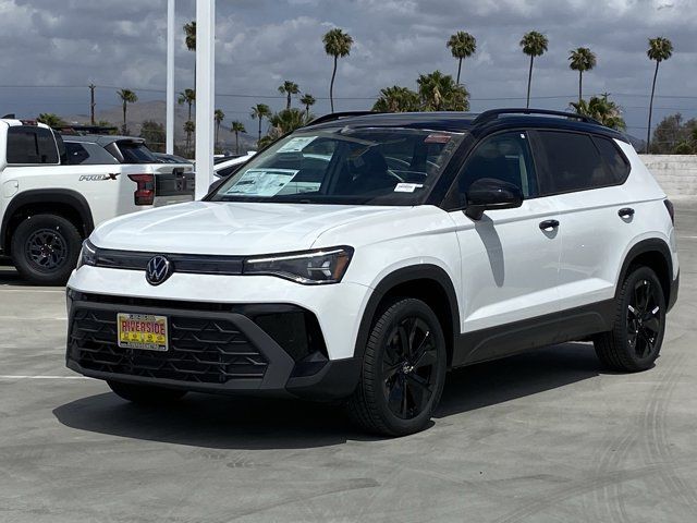 2026 Volkswagen Taos SE Black