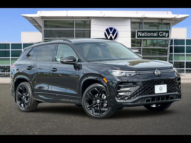 2026 Volkswagen Tiguan SE R-Line Black
