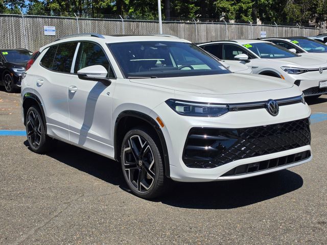 2026 Volkswagen Tiguan SEL R-Line Turbo