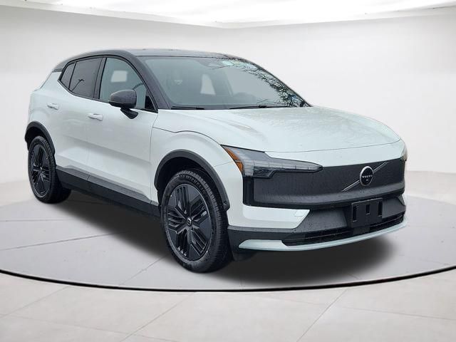 2026 Volvo EX30 Cross Country Ultra