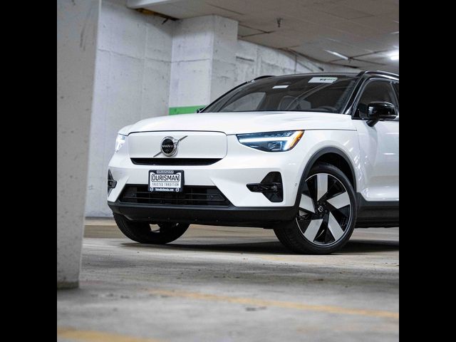 2026 Volvo EX40 Plus