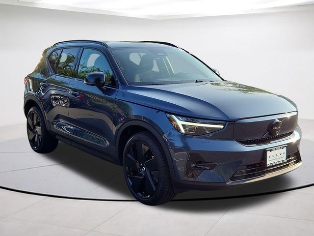 2026 Volvo EX40 Ultra Black Edition