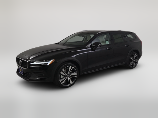2026 Volvo V60 Cross Country Plus