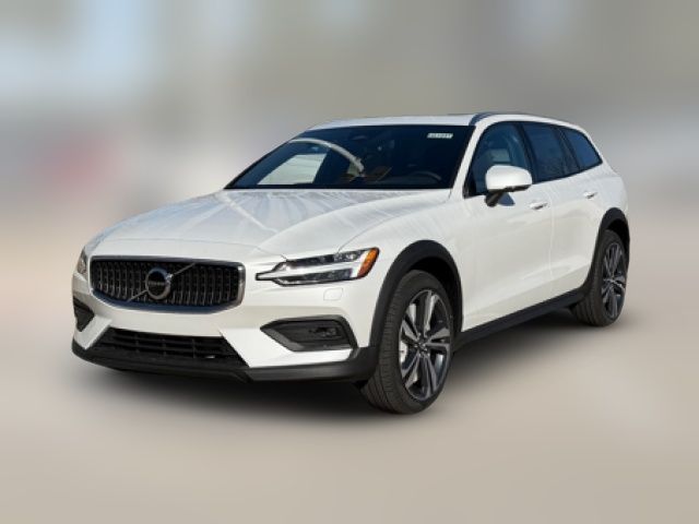 2026 Volvo V60 Cross Country Plus