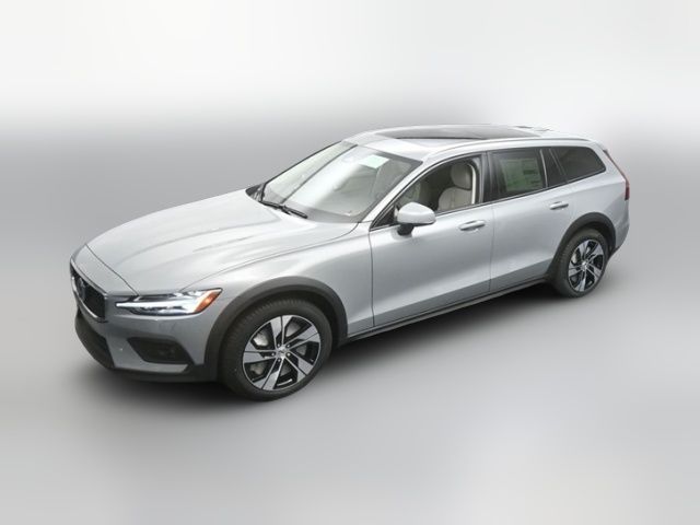 2026 Volvo V60 Cross Country Plus