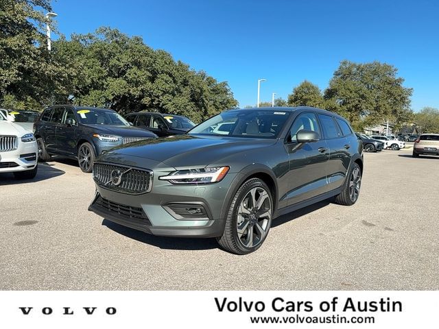 2026 Volvo V60 Cross Country Plus