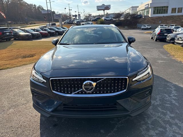2026 Volvo V60 Cross Country Plus