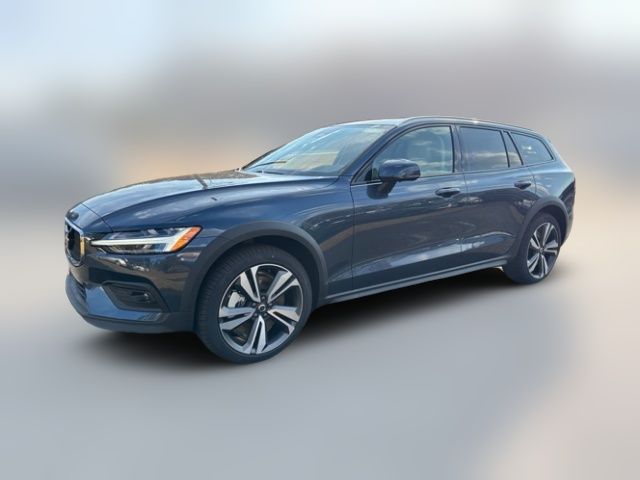 2026 Volvo V60 Cross Country Plus