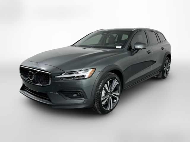 2026 Volvo V60 Cross Country Plus