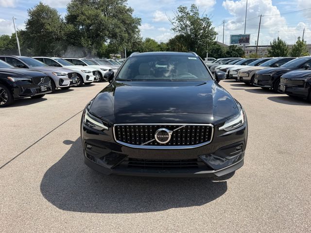 2026 Volvo V60 Cross Country Ultra
