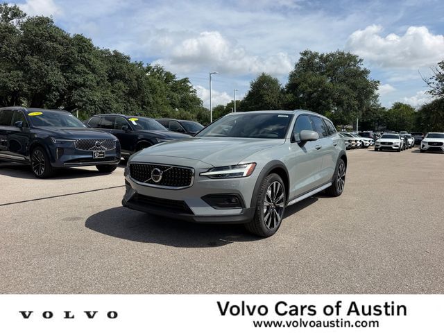 2026 Volvo V60 Cross Country Ultra