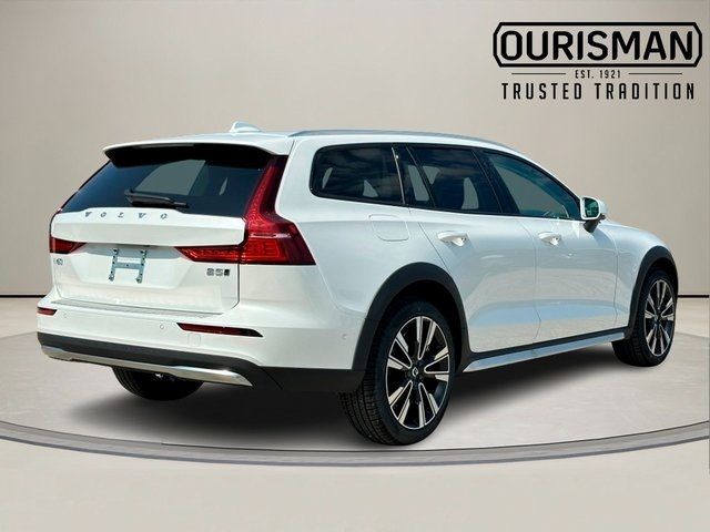 2026 Volvo V60 Cross Country Ultra