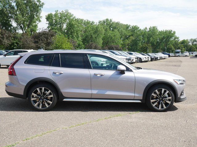 2026 Volvo V60 Cross Country Ultra