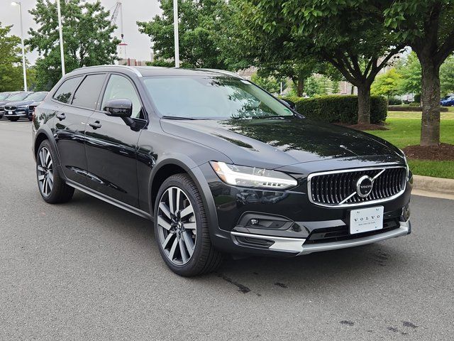 2026 Volvo V90 Cross Country Ultra