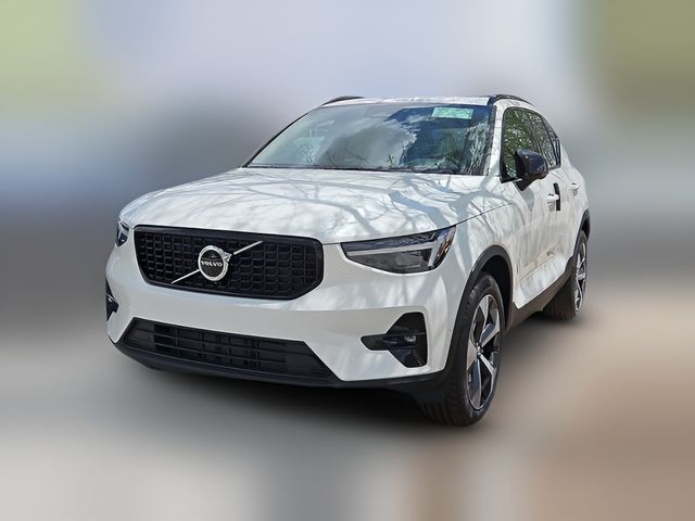 2026 Volvo XC40 Plus