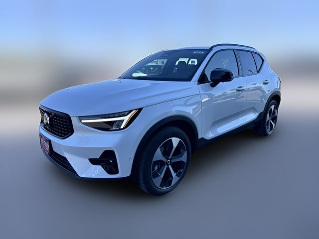 2026 Volvo XC40 Plus