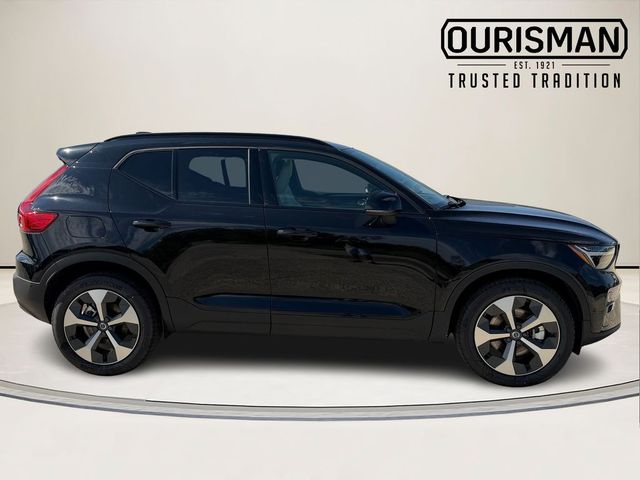 2026 Volvo XC40 Plus