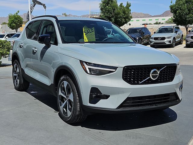 2026 Volvo XC40 Plus