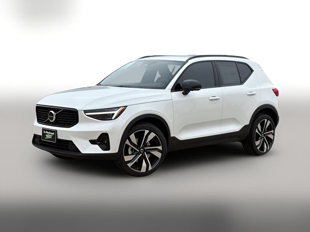 2026 Volvo XC40 Plus