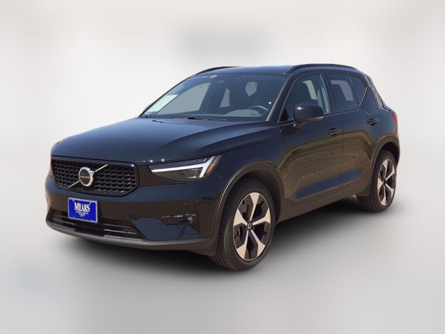 2026 Volvo XC40 Plus