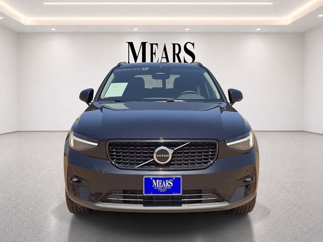 2026 Volvo XC40 Plus