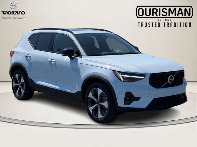 2026 Volvo XC40 Plus