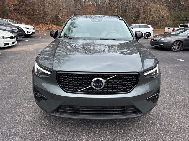 2026 Volvo XC40 Plus