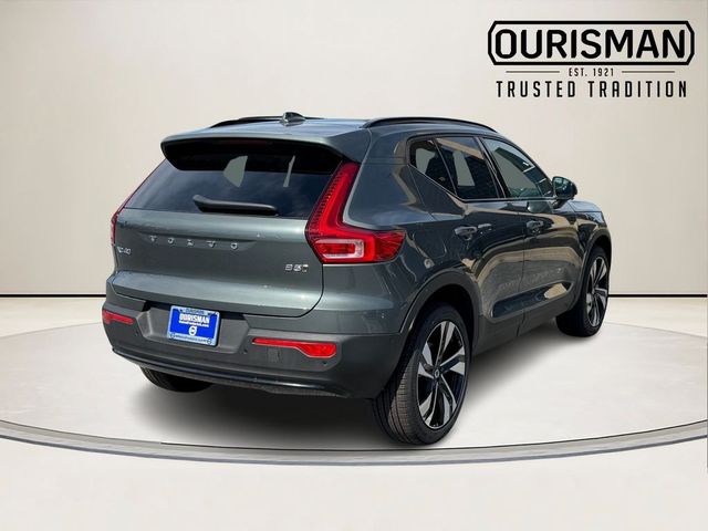 2026 Volvo XC40 Plus